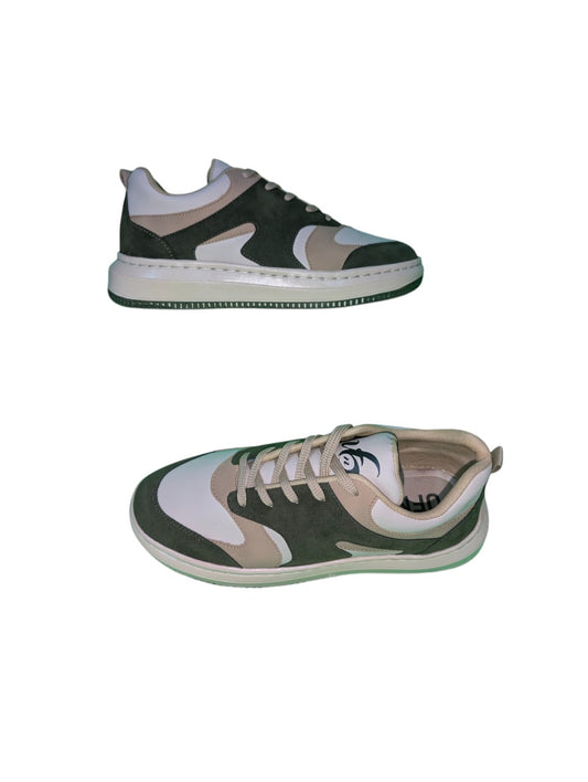 UFNB Flat Sole Sneakers