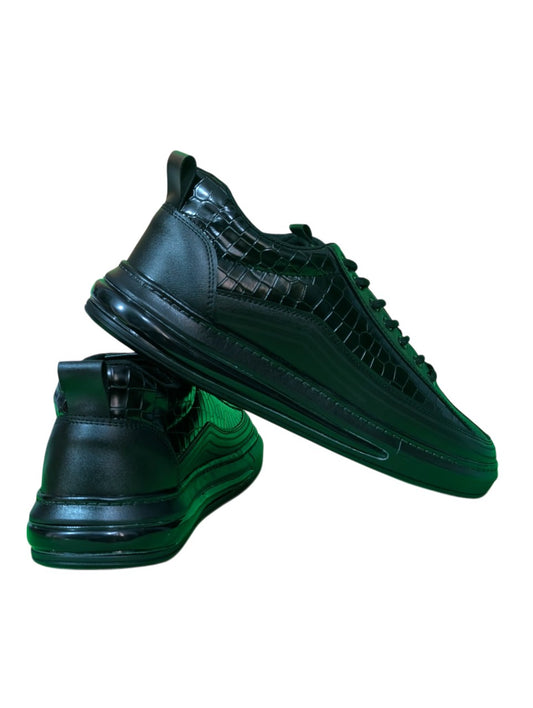 UFNB Formal Black Sneakers